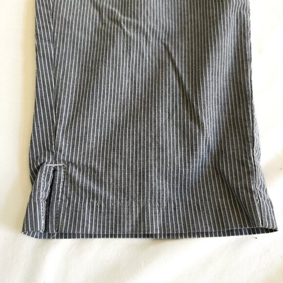 RIDERS by LEE Women’s Waist 19 Pinstripe Capri Pants Straight Leg Stretch-A115 - Picture 3 of 6